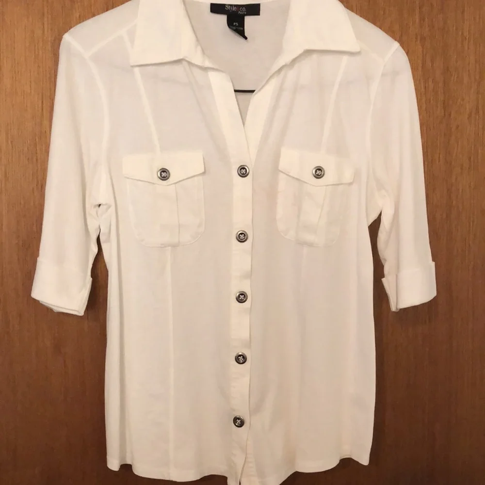 Button down Shirt - Picture 4 of 4